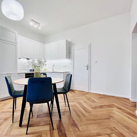 Apartamenty Kamienica Centrum - 1 Maja Любін Екстер'єр фото