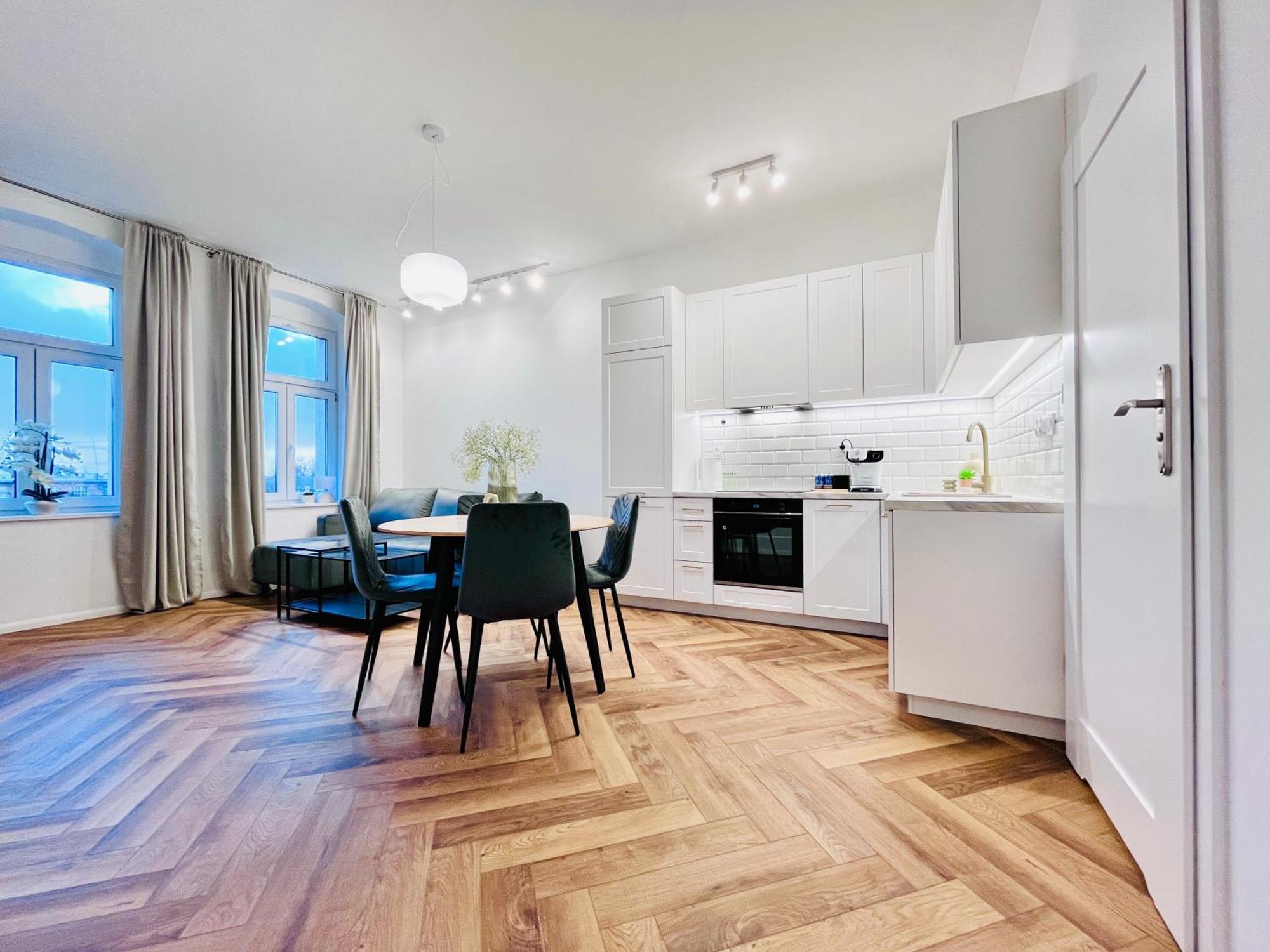 Apartamenty Kamienica Centrum - 1 Maja Любін Екстер'єр фото
