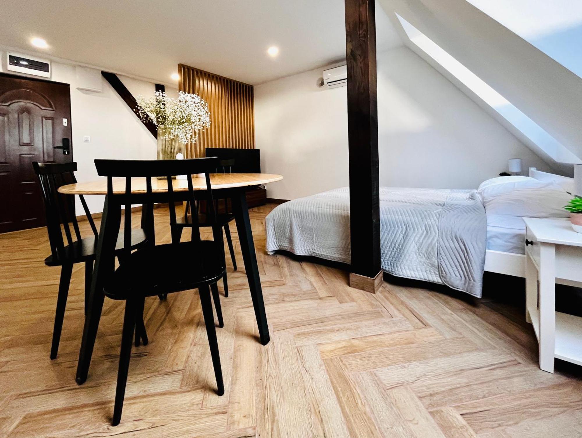 Apartamenty Kamienica Centrum - 1 Maja Любін Екстер'єр фото